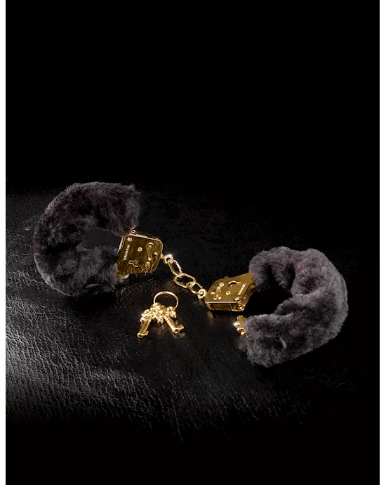Fetish Fantasy  Deluxe Furry Cuffs