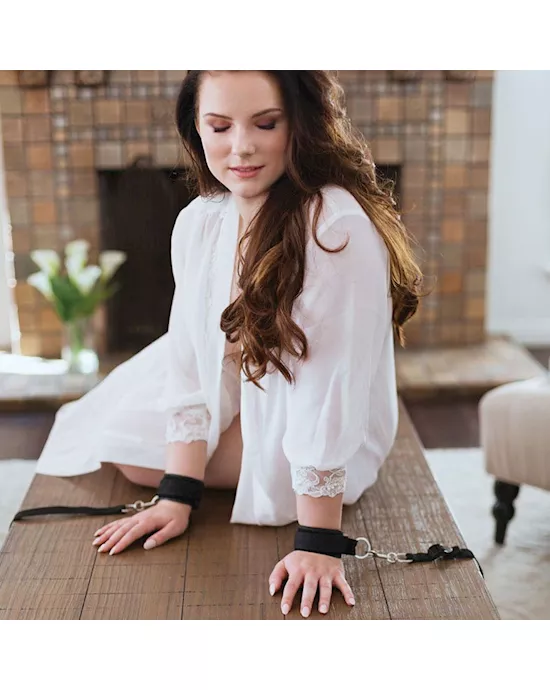 Sports Cuffs And Tethers Kit