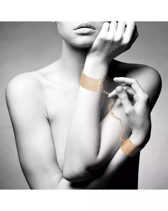 BijouxIndiscrets-MagnifiqueHandcuffs