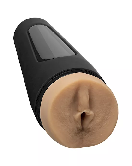 MainSqueeze-ArianaMarie