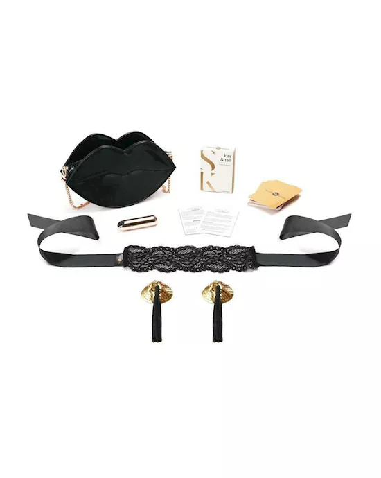 SECRETKISSESNOIRESET