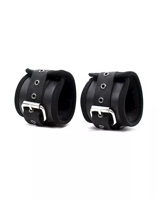 KinkiWristRestraints