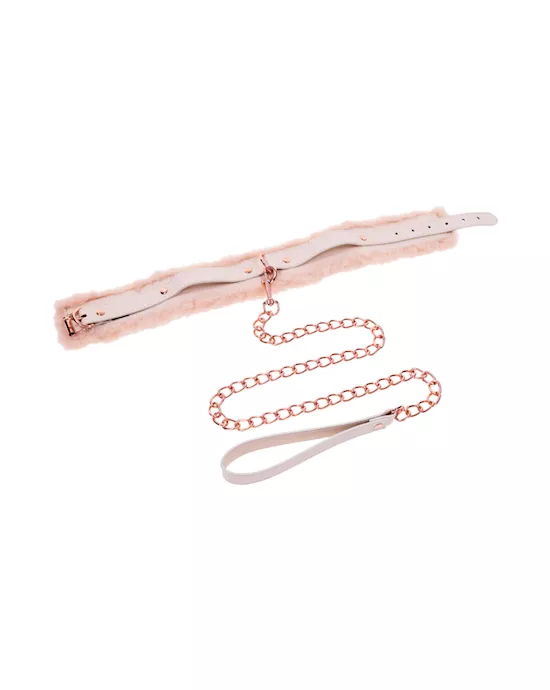 Peaches N Creame Fur Collar And Leash